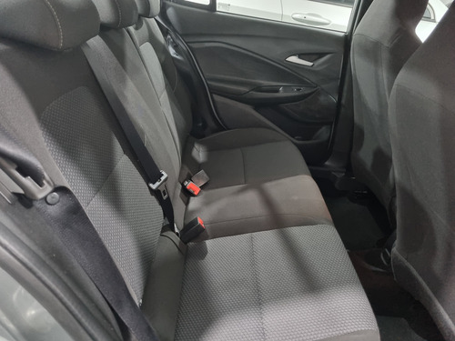 Chevrolet Onix plus 1.0 Lt 4p