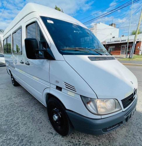 Imagen 20 de 25 de Mercedes-benz Sprinter 2008 2.1 313 Combi 3550 11+1 Lujo