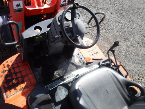 Imagen 11 de 14 de Cargador Frontal Payloader Kubota R420s 2007 Folio 15124