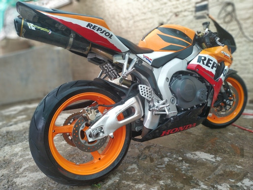Imagen 2 de 3 de Honda Cbr 1000 Repsol Original 14.400 Kms