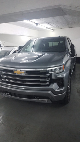 Chevrolet Silverado 5.3 V8 High Country