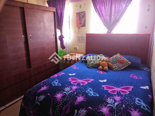Venta Departamento En Lo Prado, 2 Dormitorios, 1 Baño