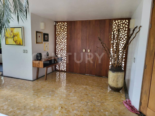 Casa En Condominio En Renta O Venta Desarrollada En Desniveles Y Tapancos