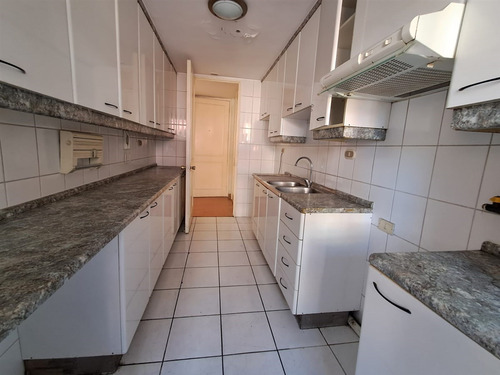 Departamento En Arriendo De 3 Dorm. En Las Condes