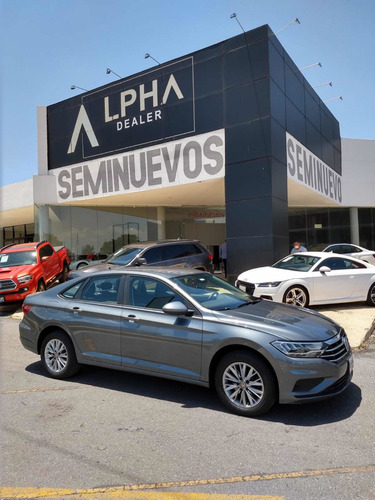 Imagen 3 de 12 de Volkswagen Jetta 2019 1.4 T Fsi Tiptronic Comfortline