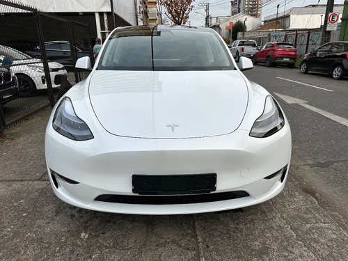Tesla Model Y Performance Aleman