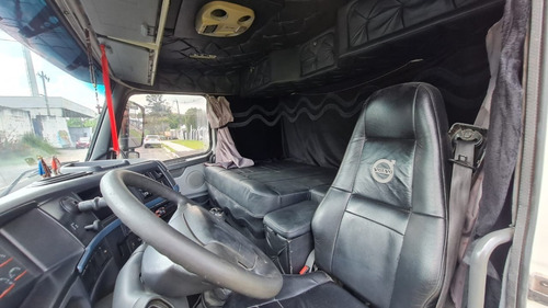 Imagem 13 de 15 de Volvo Fh 400 Trucado 6x2 Ano 2008 - Com Ar Condicionado