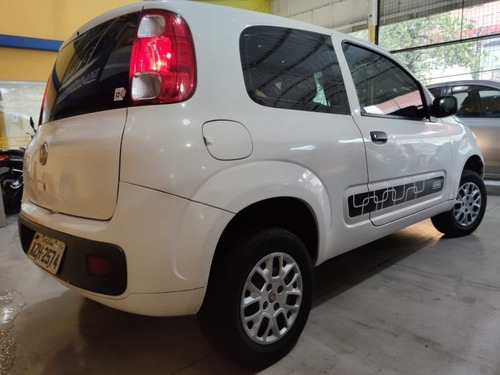 Uno 1.0 Evo Vivace 8v Flex 2p Manual