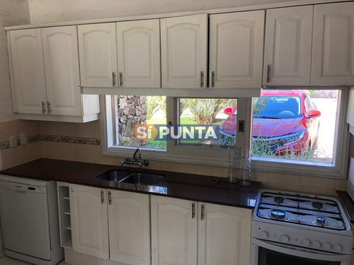 Imagen 9 de 30 de Casa En Venta - Laguna Blanca