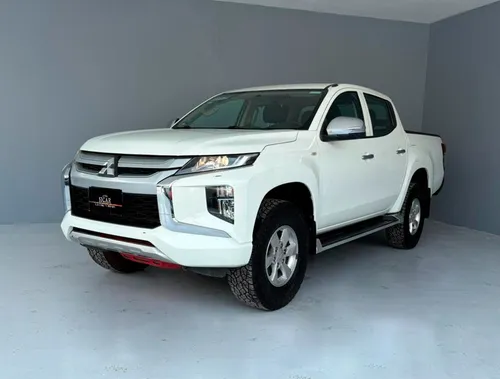 Mitsubishi L200 2.4 GLX 4x2 Mt