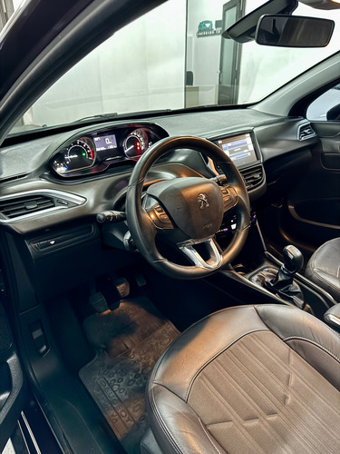 Peugeot 2008 1.6 Feline