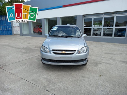 Chevrolet Corsa Super 2012 Gris Plata 4 Puertas