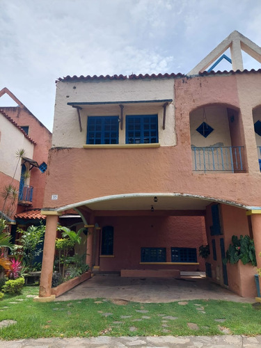 (wt14) Hermoso Townhouse En Venta Res. Village Prive, Naguanagua