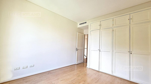 Imagen 27 de 30 de Casa Chalet Con Pileta En Venta - Las Lomas-golf, San Isidro