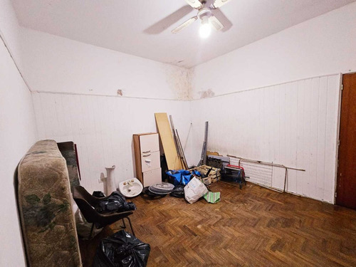 Venta Casa A Refaccionar En Parque Patricios