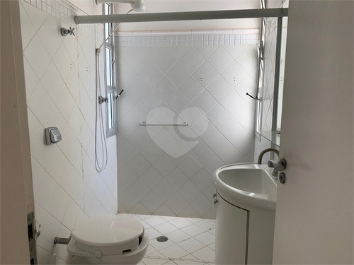 Imagem 12 de 19 de Apartamento - Campo Belo Com 2 Dormitórios, Banheiro, Sala, Cozinha, 1 Vaga De Garagem - Reo680921