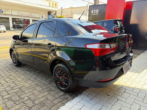 Fiat Grand Siena 1.0 EVO FLEX ATTRACTIVE MANUAL