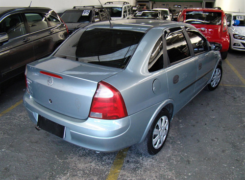 Chevrolet Corsa Sedan