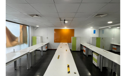 Local Comercial En Arriendo En Providencia 202,14 M2