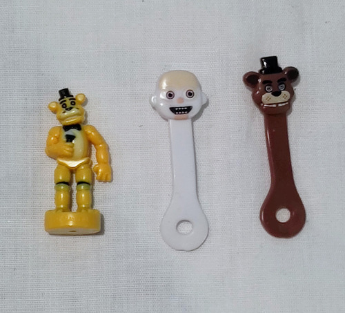 Vualá Sorpresa: Five Nights At Freddy's (1 Figura + 2 Clips)
