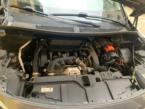 Peugeot 5008 Allure , 3 Filas De Asientos Y Mantenimiento Al