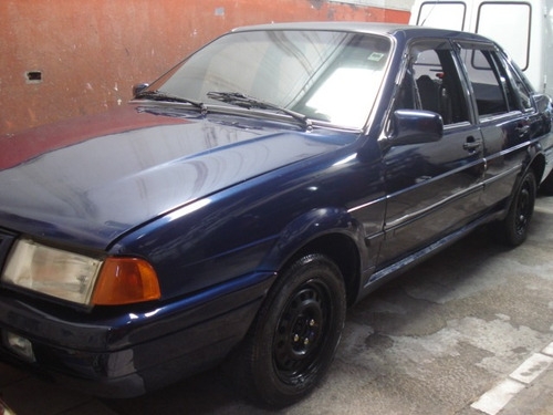 Santana 1.8 Gasolina