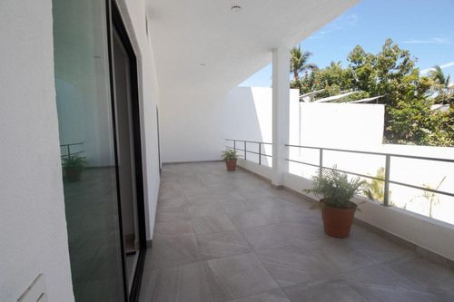 Imagen 28 de 30 de Casa En Venta En Bucerias A Pasos De La Playa