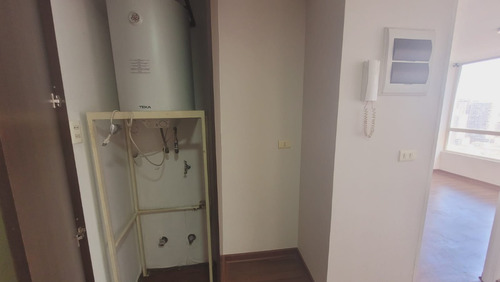 Av. Vicuña Mackenna / Metro Irarrazaval, 35 Mt, 1 Dorm, Pisc