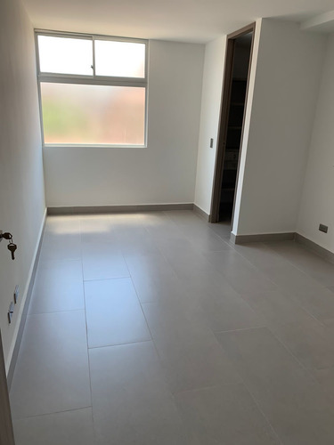 Imagen 17 de 30 de Se Vende Apartamento En Laureles , Medellín