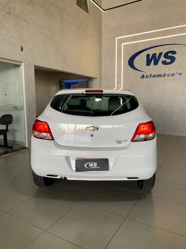 Chevrolet Onix 1.0 MPFI LT 8V FLEX 4P MANUAL