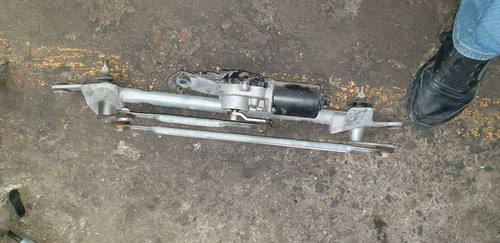 Motor De Limpiabrisas Con Varillaje Terrain 2015 (Usado)