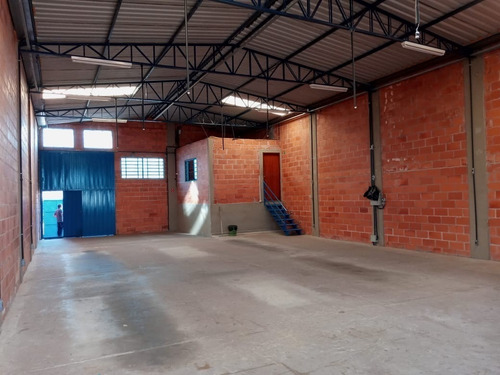 Barracao - Ba00001 - 68343359