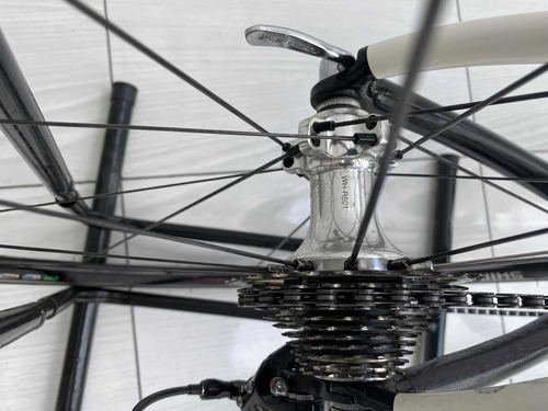 Bicicleta Kuota Kharma 52 Shimano 105 5800