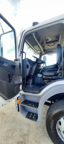 Mb Atego 2426 6x2, Ano 2017/18 Com Baú De 9 Mts De Comp.