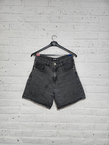 Imagen 1 de 3 de Short De Jean Negro Marca Ask