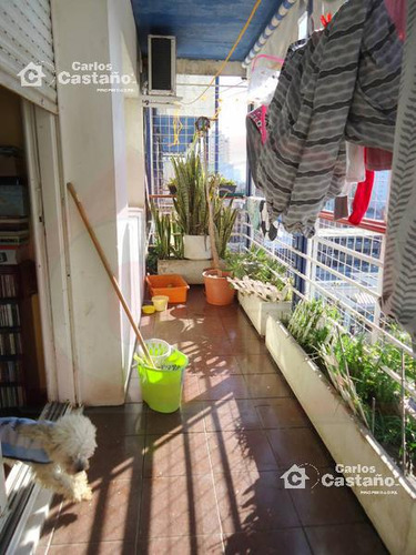 Exc Semi-piso 4 Amb Al Frente Con Dep De Serv Y Doble Cochera