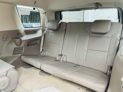 Imagen 12 de 15 de Chevrolet Tahoe 2015 5p Lt V8/5.3 Aut 2da/cubo