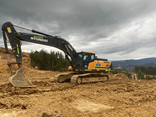 Excavadora De Orugas / Hx340-2 / Modelo 2021 / Firavitova