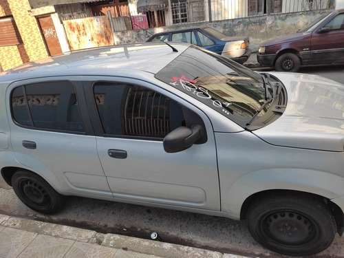 Imagem 2 de 14 de Fiat Uno 2017 1.0 Attractive Flex 5p
