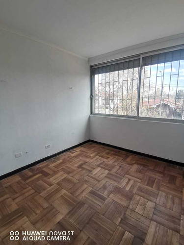 Se Vende Casa En Ñuñoa De 210m2,4d,3b,2e (101315)
