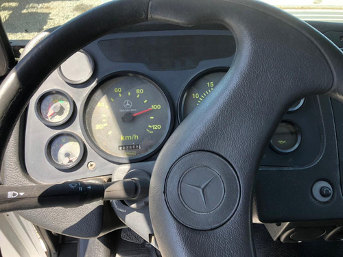 Mercedes Benz 1720