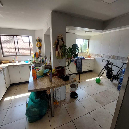 Casa 2 Pisos, 3d+4b+2e, La Florida (75898)