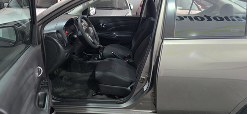 Nissan Versa 1.6 Sense