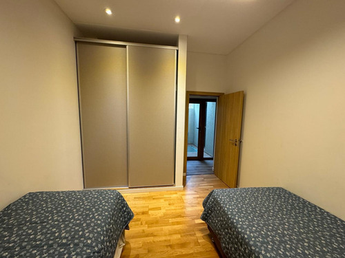 Casa En El Centro De Funes