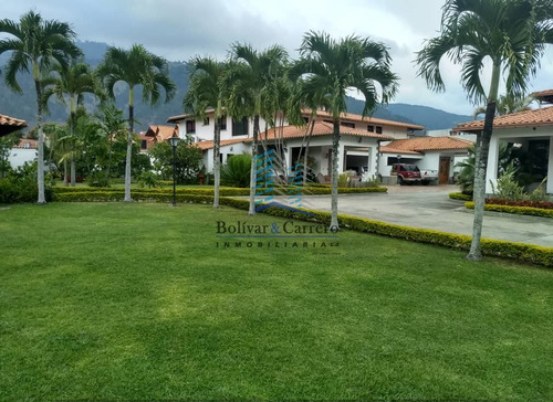 Casa-quinta En Venta Ubicada En Urb. La Mara, Mérida - B&c0-451