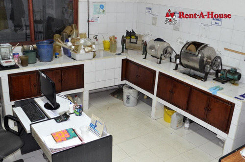 Arriendo Comercial En Puente Aranda(bogota) Mls 21-964