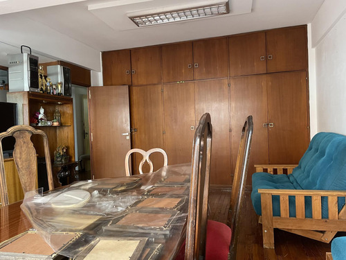Oficina Con Balcon Terraza En Montserrat