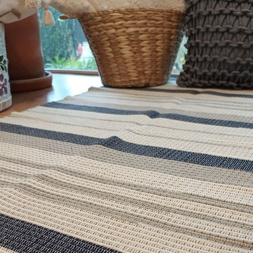 Tapete Tear Artesanal Beira Cama Listrado Azul Sereno 80x150