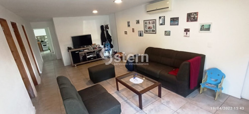 Imagen 2 de 21 de Muy Linda Casa En Biarritz, Lindo Entorno De Vecinos. 3 Dormitorios Y Demás Según Ficha.
