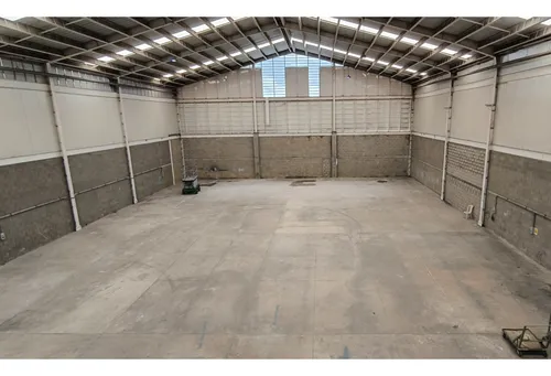 2.300m2 Bodega Arriendo En Copacabana